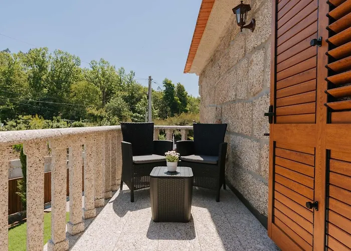 Casinhas De Vilar 别墅 *